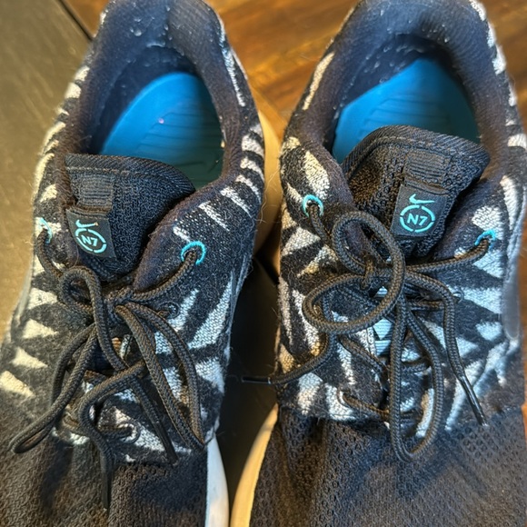 Nike N7 Shoes Size 10 - Picture 5 of 11